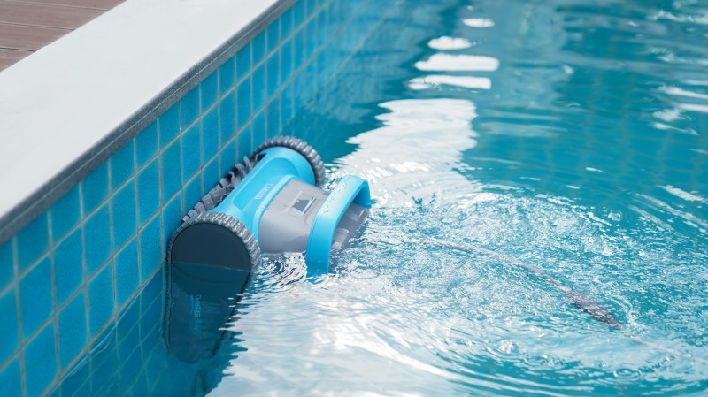 泳池洗濯机械人